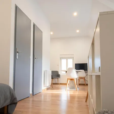 Confortable A Barzy-en-thierache, 32 M² Avec Terrasse Barzy-en-Thierache
